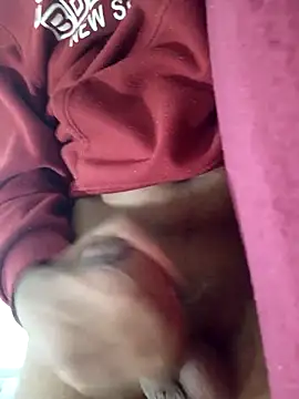 Snapshot of Palgr0sso chatting on April 15, 2026, 8:42 pm Palgr0sso online show from April 15, 2026, 8:42 pm