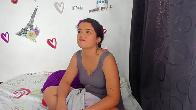 Snapshot of Katty-Rouse chatting on April 30, 2026, 9:41 pm Katty-Rouse online show from April 30, 2026, 9:41 pm