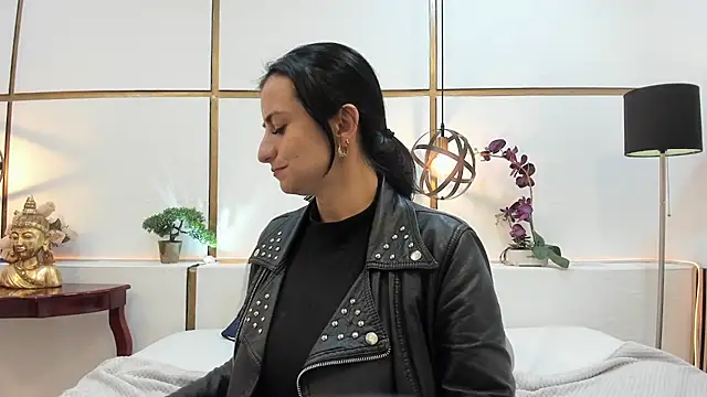 BrendaCantorel online show from April 22, 2026, 12:18 pm