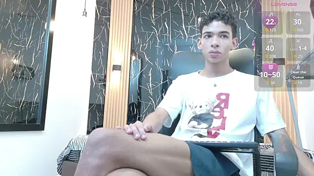 ValeriHot 1 online show from May 29, 2026, 2:42 am
