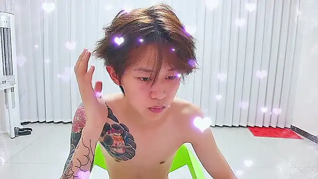 Chili-001 online show from July 14, 2026, 12:22 pm
