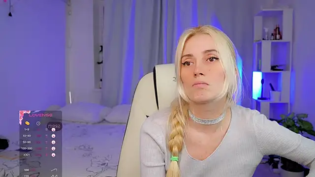 Myfeet inyourmouth online show from April 8, 2026, 6:08 pm