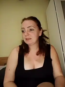 Bella-Monroe online show from March 24, 2026, 6:35 pm