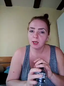 Bella-Monroe online show from April 9, 2026, 4:56 pm