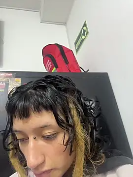 Snapshot of baby_akuma chatting on March 17, 2026, 3:55 am baby akuma online show from March 17, 2026, 3:55 am