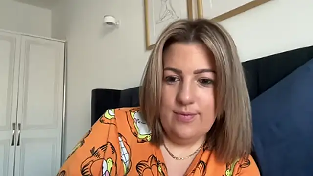 annabellewarick online show from July 23, 2026, 7:39 am