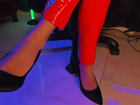 LadyIvanna online show from May 14, 2026, 4:47 pm