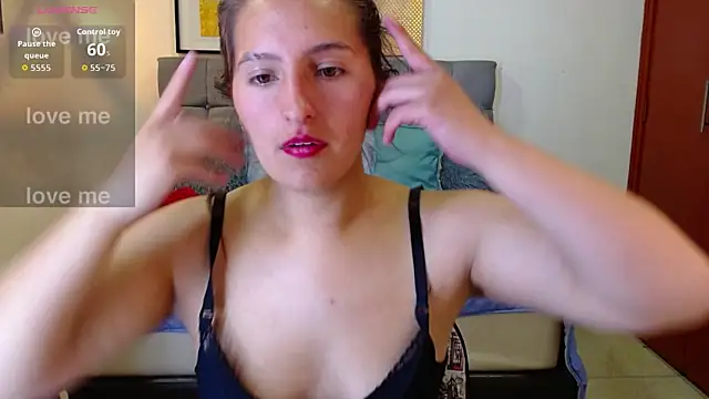 Sharon makelove online show from April 12, 2026, 7:19 pm