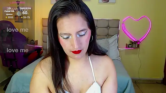 Sharon makelove online show from June 28, 2026, 6:47 pm