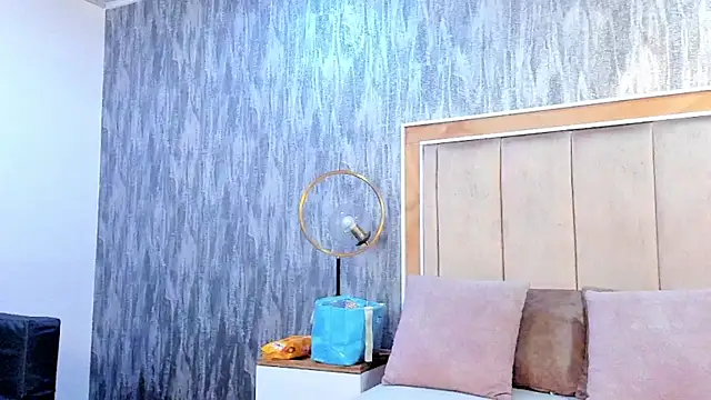 MeganNightt online show from April 7, 2026, 7:36 pm