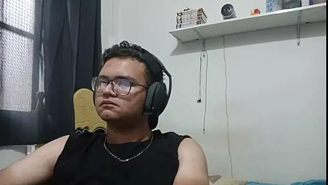 Snapshot of SegZac chatting on May 8, 2026, 6:46 pm SegZac online show from May 8, 2026, 6:46 pm