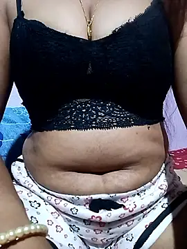 Snapshot of Purva2 chatting on April 7, 2026, 6:19 pm Purva2 online show from April 7, 2026, 6:19 pm