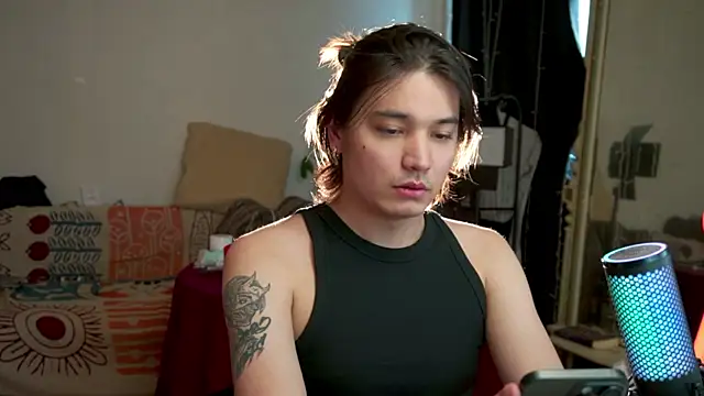 Badtwinkboys online show from April 23, 2026, 1:35 pm