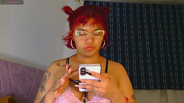 Snapshot of alessia_temptation chatting on July 9, 2026, 8:40 am alessia temptation online show from July 9, 2026, 8:40 am