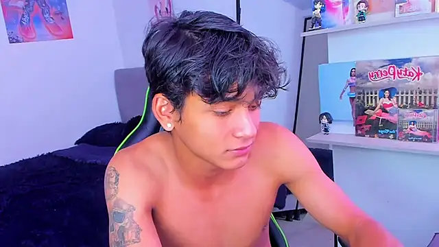 PaulTallx online show from April 22, 2026, 7:26 pm