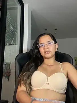 marianaspicy online show from March 9, 2026, 3:54 am