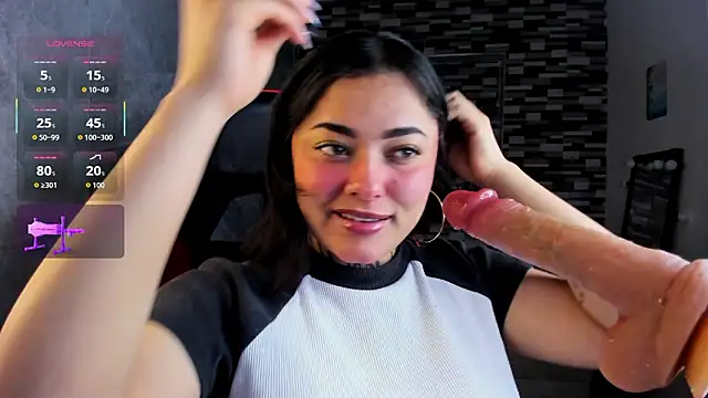 Sophiia cherry online show from March 25, 2026, 5:19 pm