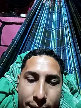 Snapshot of Gabsilva12 chatting on April 12, 2026, 3:55 am Gabsilva12 online show from April 12, 2026, 3:55 am