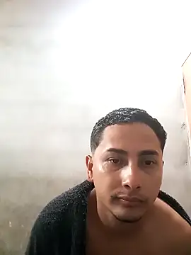 Snapshot of Gabsilva12 chatting on April 12, 2026, 8:25 pm Gabsilva12 online show from April 12, 2026, 8:25 pm