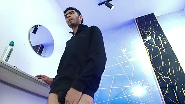 Valentin Lux online show from April 28, 2026, 3:33 am