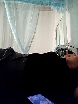 Sweet-cum425 online show from April 13, 2026, 4:29 am