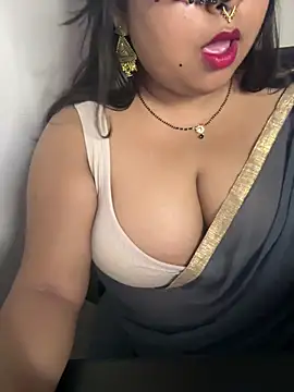 ms daizy online show from August 4, 2026, 6:49 am