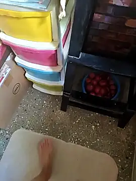 Andrealexander30 online show from April 16, 2026, 4:13 am