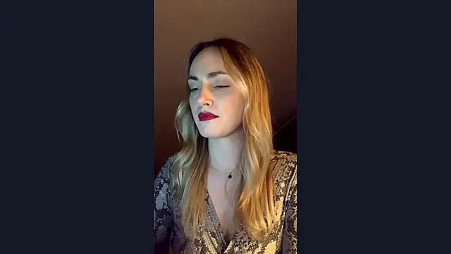 Snapshot of ScarlettSensitive chatting on March 11, 2026, 4:13 pm ScarlettSensitive online show from March 11, 2026, 4:13 pm