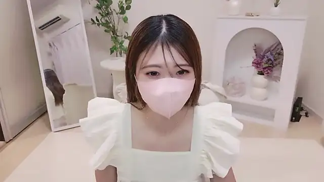 Yua-channel  online show from June 15, 2026, 11:45 am