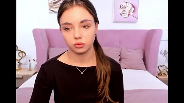 MyEvelin online show from June 2, 2026, 4:14 am