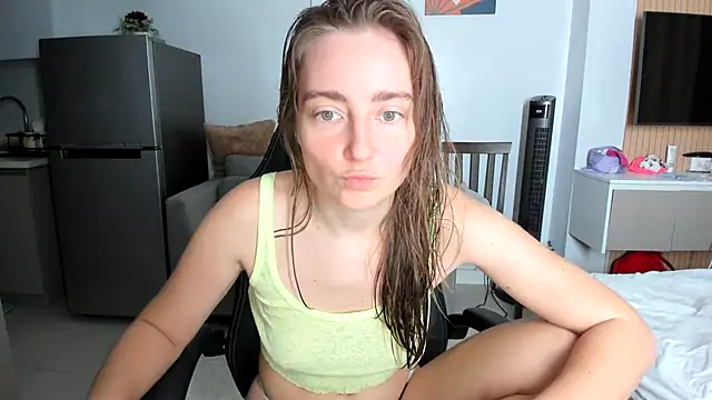 LiaSasha online show from March 15, 2026, 9:48 am