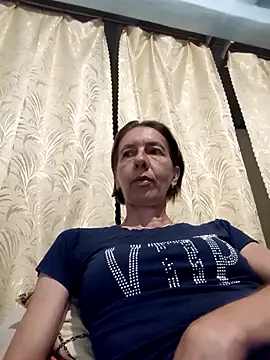 Tania9876 online show from June 11, 2026, 7:01 pm