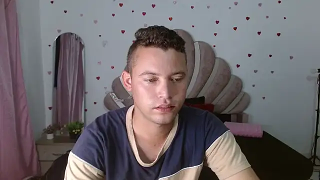 Snapshot of sven_fox723 chatting on May 14, 2026, 1:07 pm sven fox723 online show from May 14, 2026, 1:07 pm