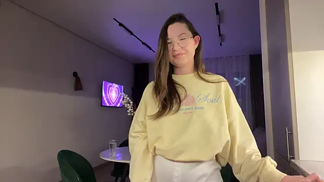 BritneyShy online show from March 12, 2026, 12:33 pm