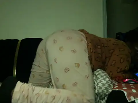 Sexxybella  online show from April 19, 2026, 5:29 am