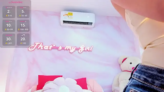 Adalyn Cute online show from July 29, 2026, 11:52 am
