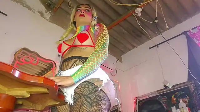 candy aass online show from May 20, 2026, 9:10 pm