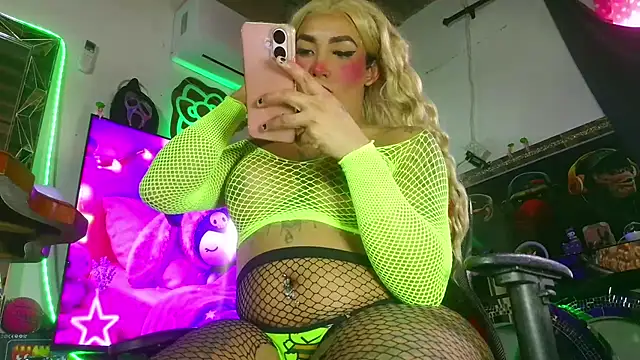 candy aass online show from July 29, 2026, 9:46 pm