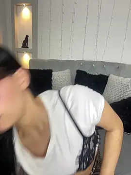 Snapshot of Queen_Chanel_XXX chatting on June 8, 2026, 8:20 pm Queen Chanel XXX online show from June 8, 2026, 8:20 pm