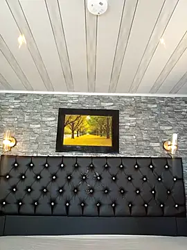 Kittylatina  online show from April 27, 2026, 3:48 am