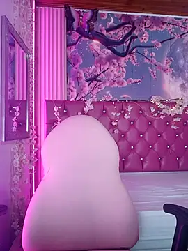 Kittylatina  online show from May 11, 2026, 3:34 am