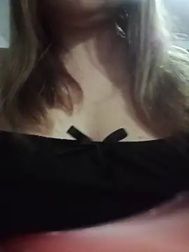 Snapshot of jennyyhottt chatting on July 8, 2026, 7:40 pm jennyyhottt online show from July 8, 2026, 7:40 pm