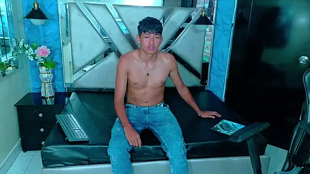 Tigger Collins online show from March 14, 2026, 7:41 pm