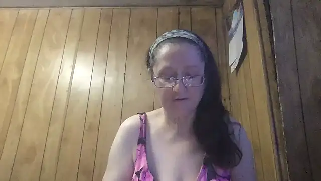 Snapshot of milfmichelle69 chatting on June 15, 2026, 11:56 am milfmichelle69 online show from June 15, 2026, 11:56 am