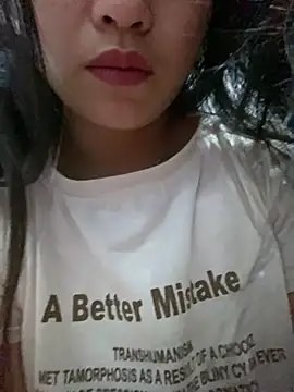 Snapshot of Tran_hong chatting on March 13, 2026, 11:00 pm Tran hong online show from March 13, 2026, 11:00 pm