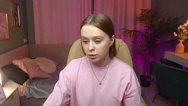 Megg Ryan online show from April 8, 2026, 2:17 pm