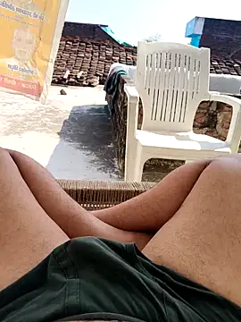 Desii rockstarr online show from March 28, 2026, 4:01 am