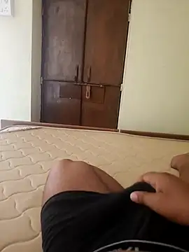 Desii rockstarr online show from April 16, 2026, 5:19 am