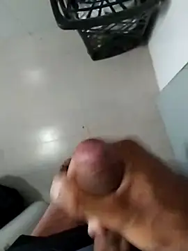 Maicon107 online show from April 3, 2026, 7:56 pm