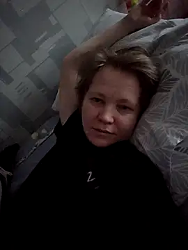 Snapshot of _LOLA-LOLA_ chatting on April 17, 2026, 3:04 pm LOLA-LOLA online show from April 17, 2026, 3:04 pm